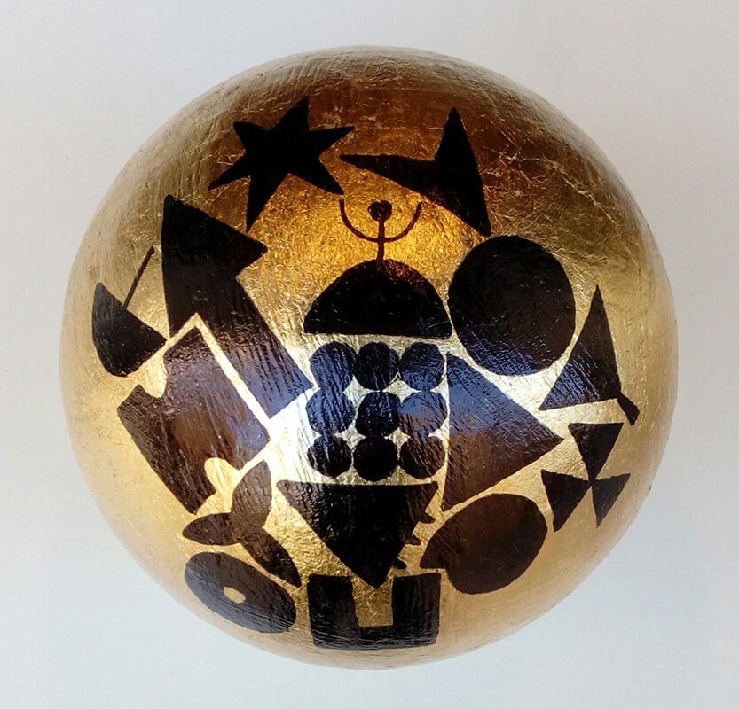 DESTELLOS DEL PORVENIR. 2018. Esfera. Técnica Mixta. Ø 16 cm.